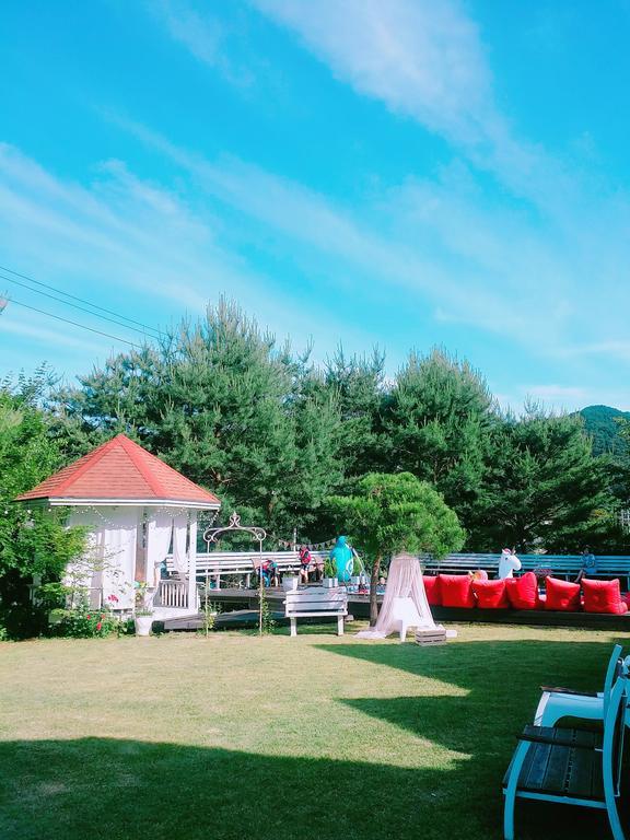 Popcorn House Pension Gapyeong Exterior photo